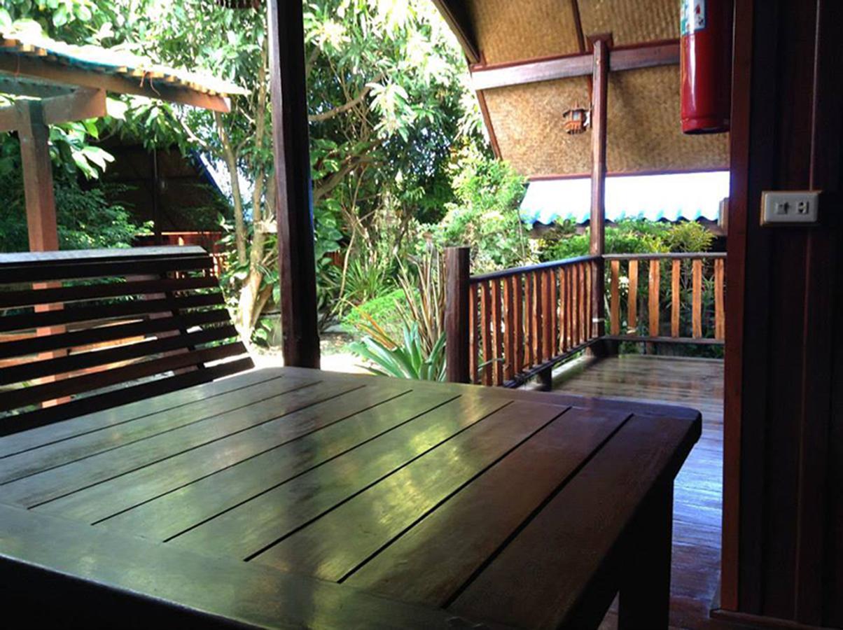 Ruennamyen Resort Amphawa Samut Songkhram Ngoại thất bức ảnh