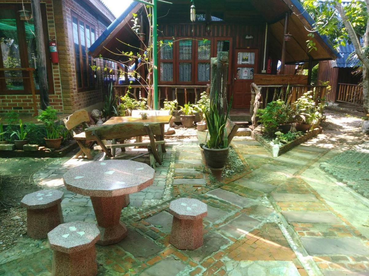 Ruennamyen Resort Amphawa Samut Songkhram Ngoại thất bức ảnh